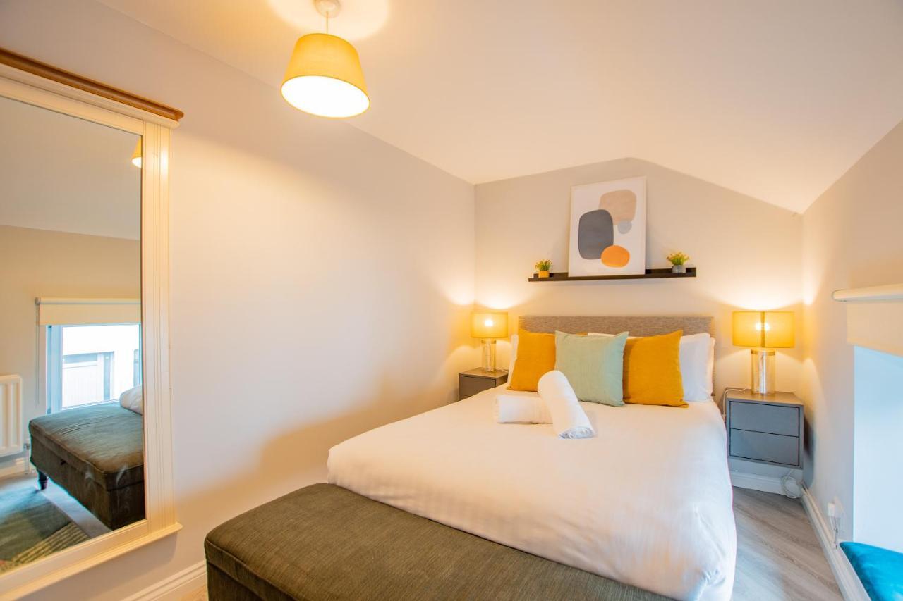 Cosy Retreat In The City Centre ゴールウェイ エクステリア 写真