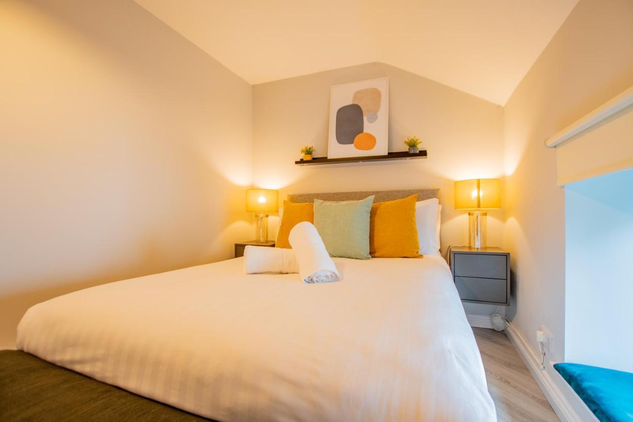 Cosy Retreat In The City Centre ゴールウェイ エクステリア 写真