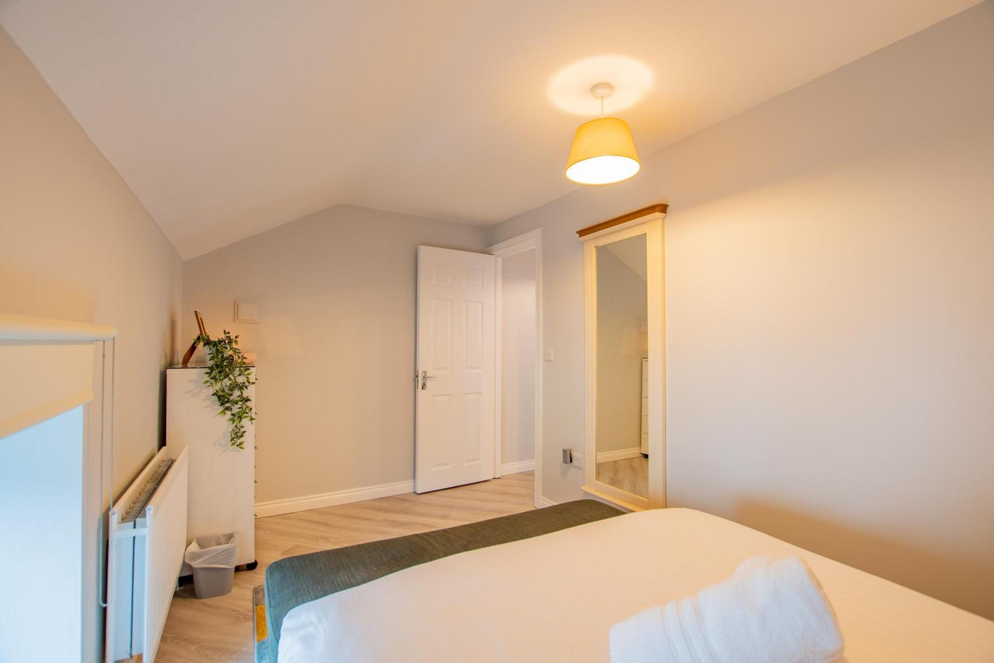 Cosy Retreat In The City Centre ゴールウェイ エクステリア 写真